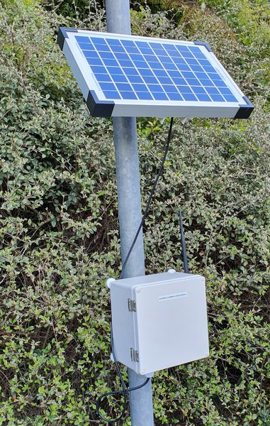 Air quality particle monitor assembly